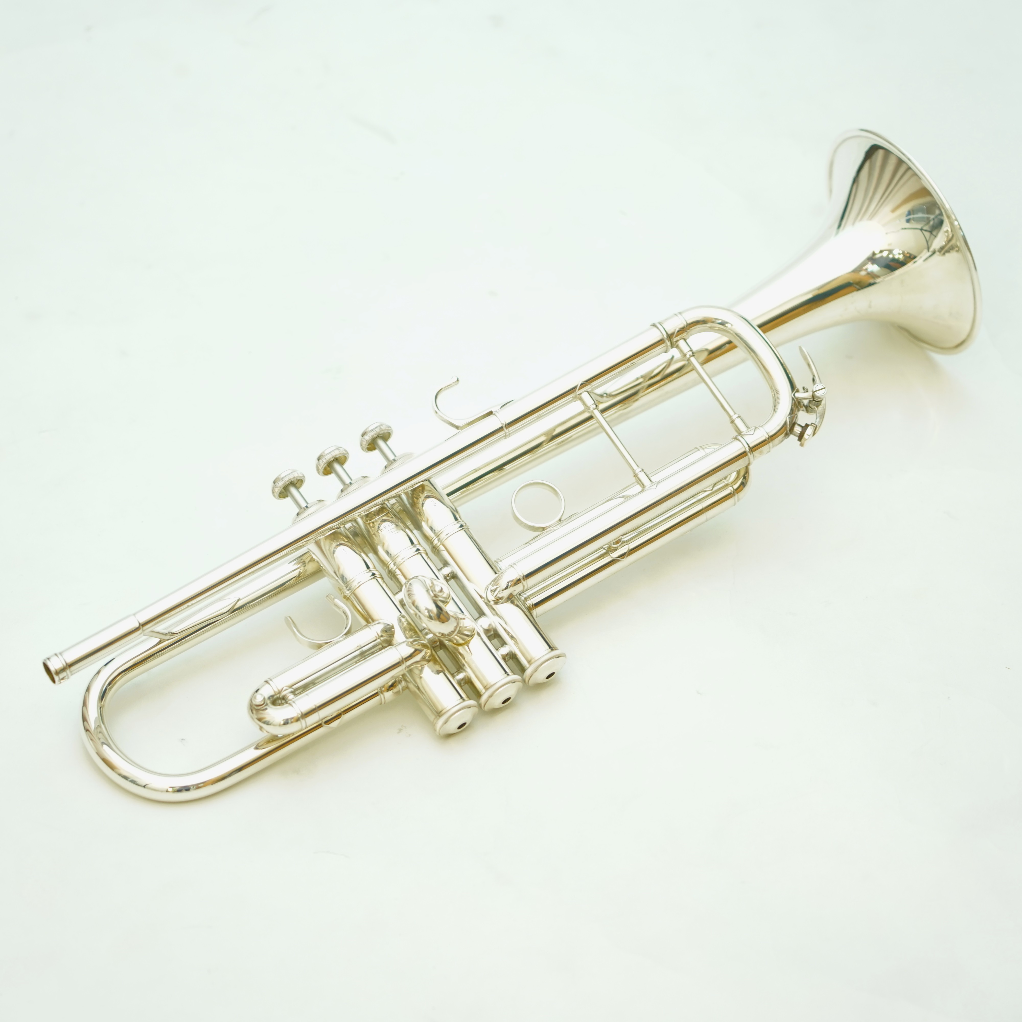 YAMAHA　YTR-9335CHS (USED)